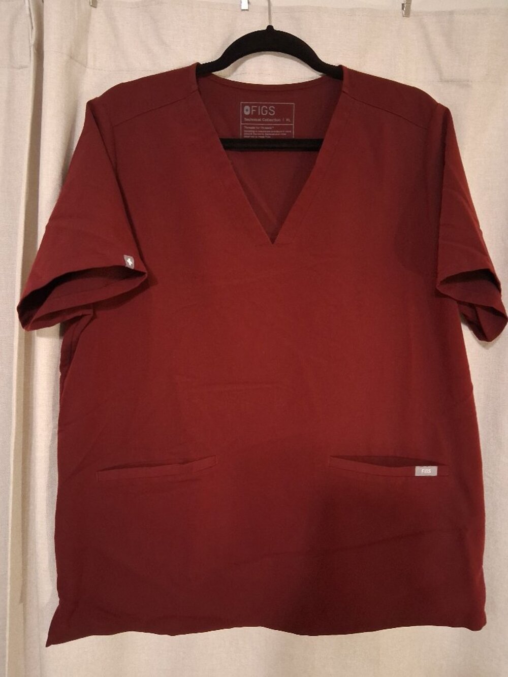 FIGS Technical Collection Burgundy Wine Scrub Top XL